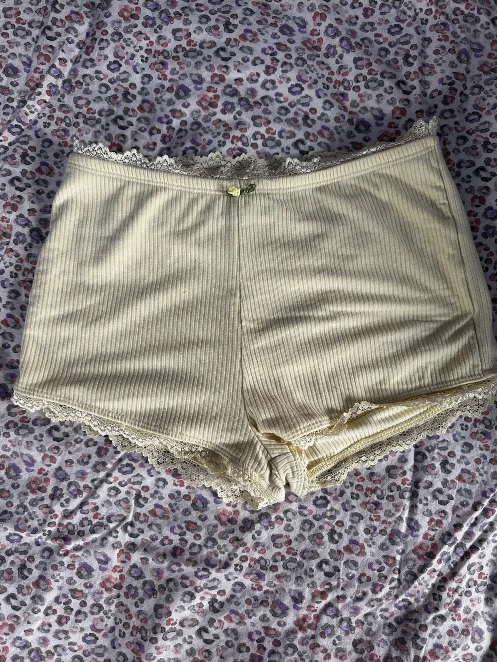 Fashion Nova Cream Yellow Ribbed Lace-Trim Lounge Shorts